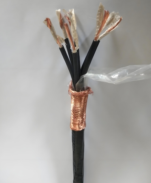 金聯(lián)宇電纜分析電纜護(hù)套越厚質(zhì)量就越好嗎？其實不然！.jpg